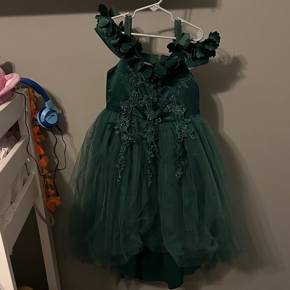 Trish Scully Elegant Green Floral Dress perfect for Christmas